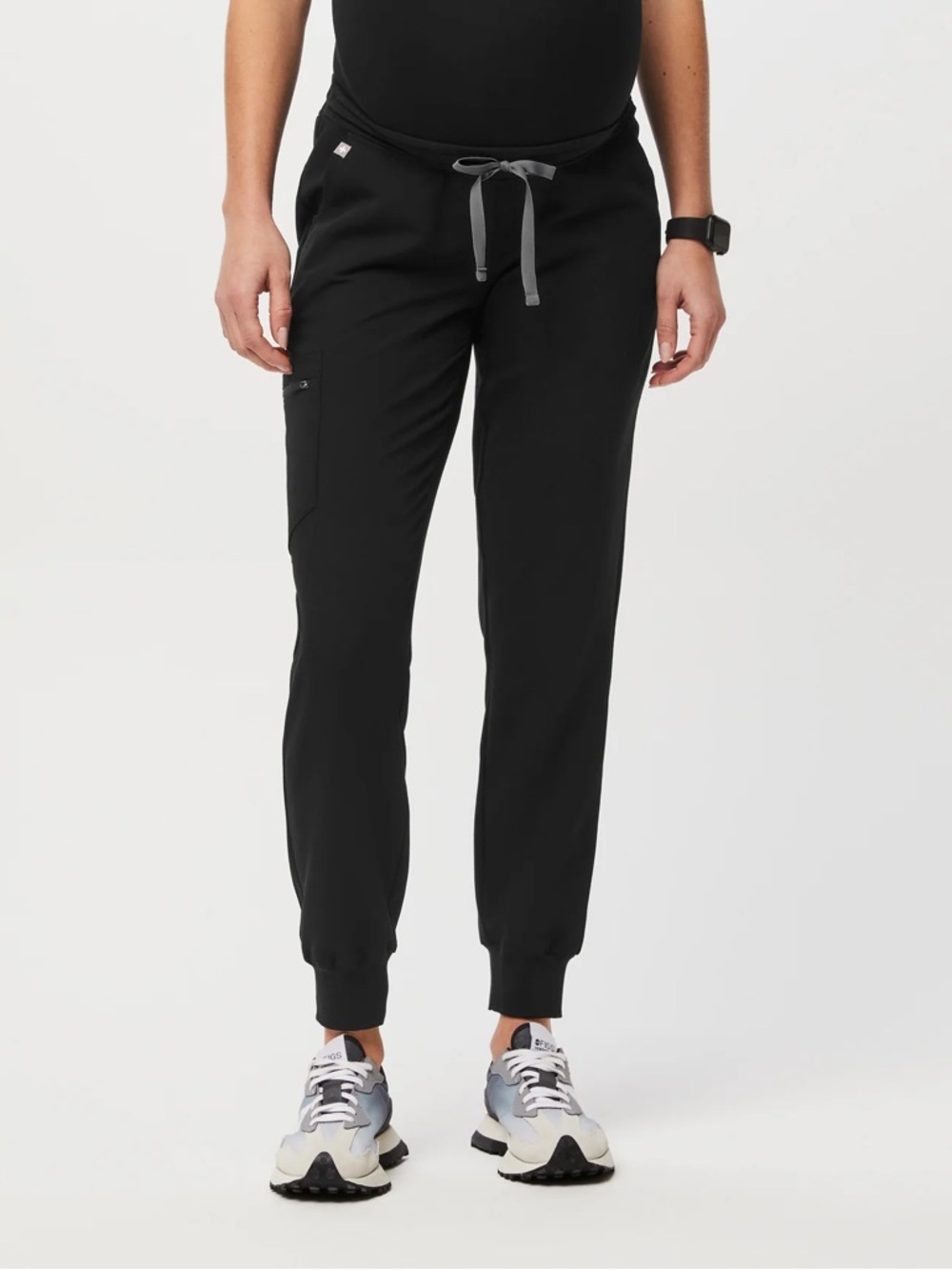 Figs Maternity Jogger Scrub Pants in Black with Drawstring